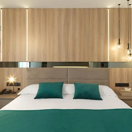 Курортний комплекс St George & (adults Only) Klorakas